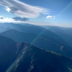 Flugwegposition um 13:25:03: Aufgenommen in der Nähe von Niedernsill, 5722, Österreich in 2688 Meter